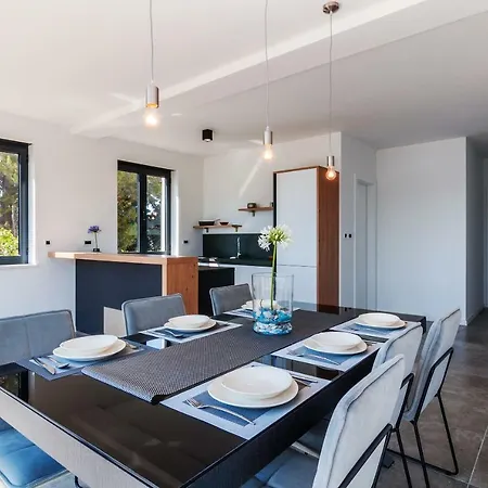 Punta Aqua Appartement *