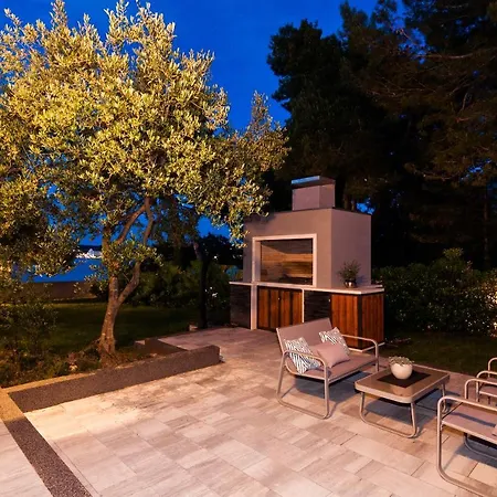 Punta Aqua * Sukosan